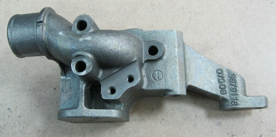 Коллектор впускной водяной 6ISBe Cummins ЕВРО-3 3979116 DCEC